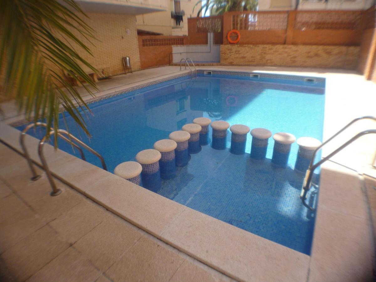 Apartamento Салоу Экстерьер фото
