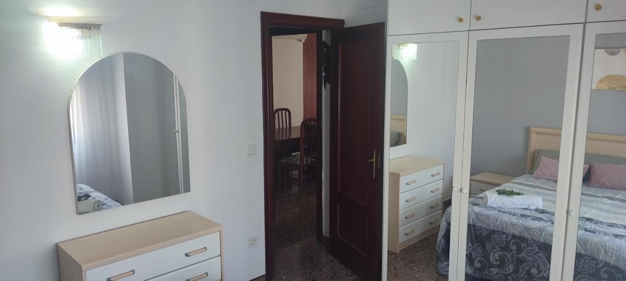 Apartamento Салоу Экстерьер фото